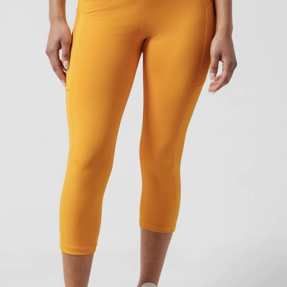 Athleta Capri Medium Workout Ultimate Stash II Capri Radiant Sunrise Yellow NWT - Picture 3 of 10